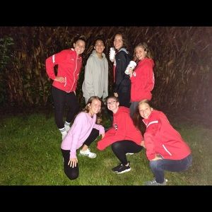 Meet your Posher, Ariel